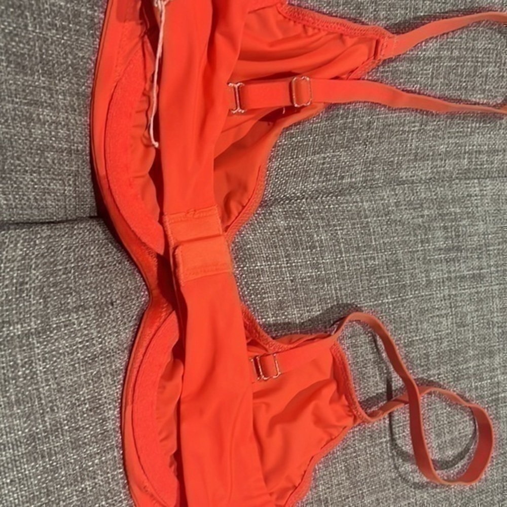 Skims Jelly Sheer UnderwireScoop Bra - Picture 3 of 3